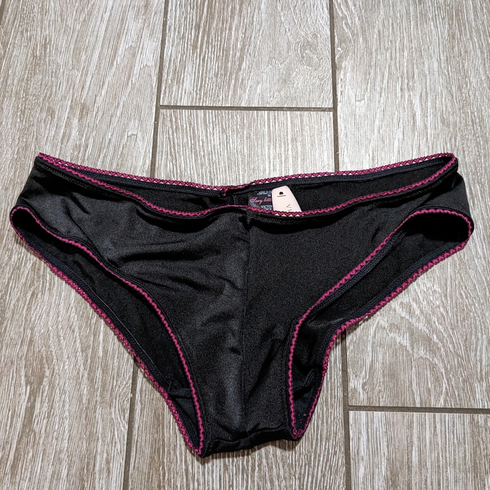 Vintage Y2K sexy little things underwear